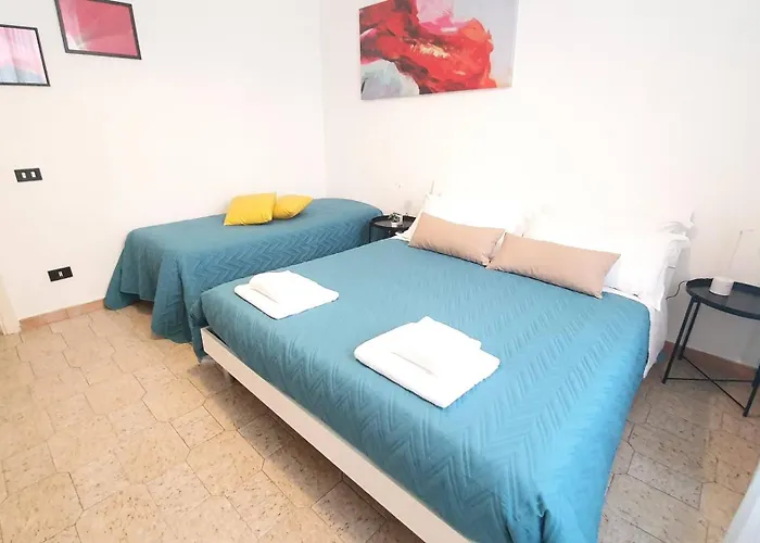 White Central Apartment - Bari Centro